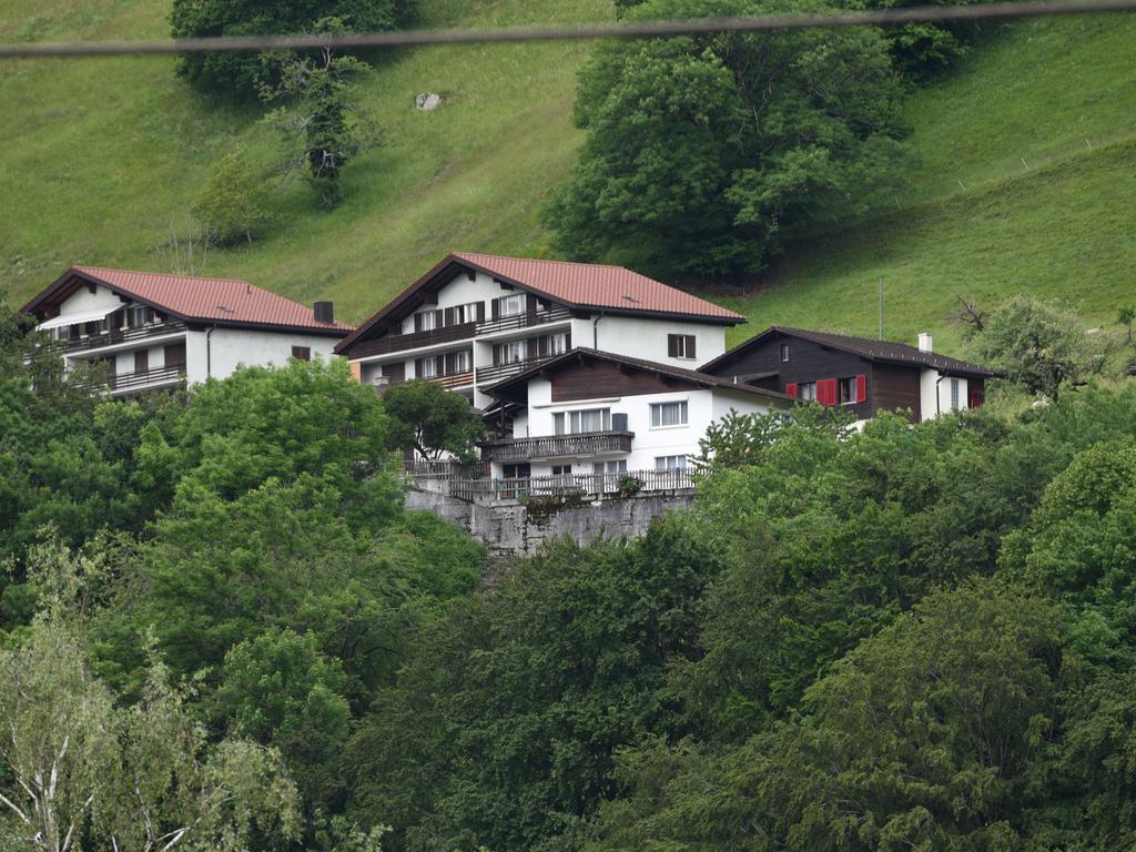 Modern Apartment In Mastrils Near Forest Exterior photo
